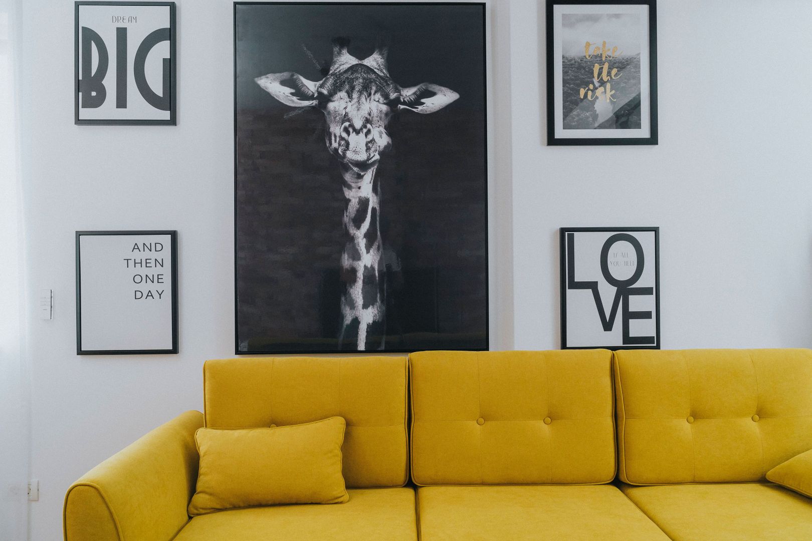 3 camere, ultracentral, Oradea. 215 000 E + TVA - Poză 12