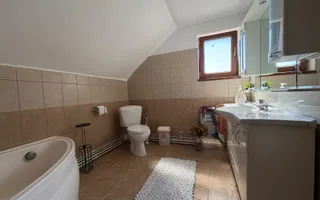 Individuala | 4 camere | Toate utilitatile | Mobilata | Asfalt | - Poză 12