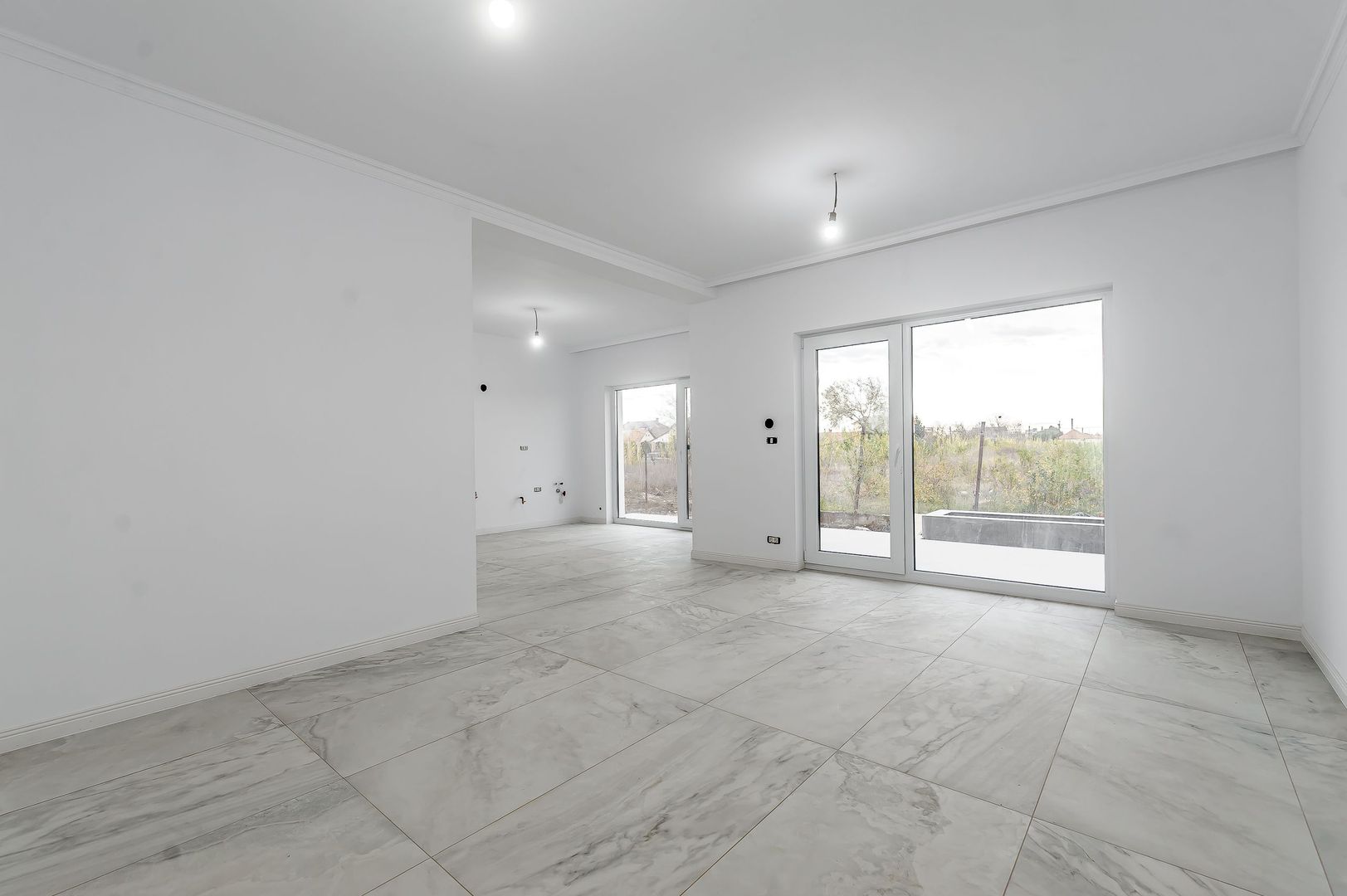 PREȚ REDUS! Vilă nouă cu terasă panoramică și 4 dormitoare, în Gai - Poză 4