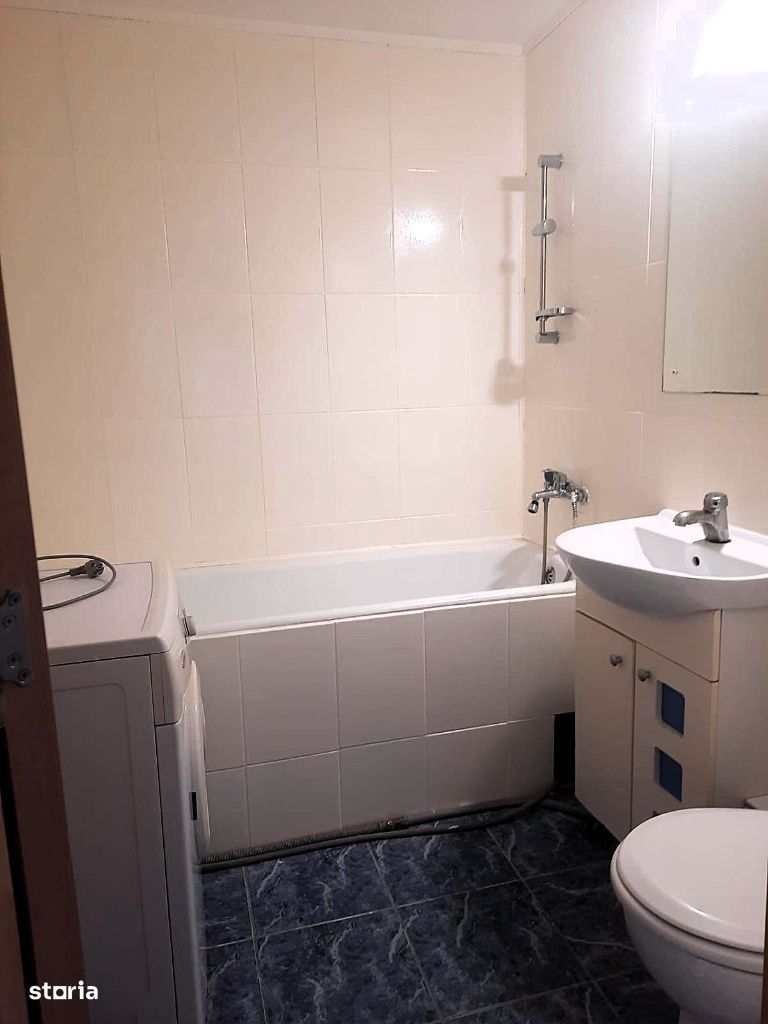 Apartament Luminos cu Vedere la Piscină – Berceni, Strada Izvorul Oltu - Poză 9