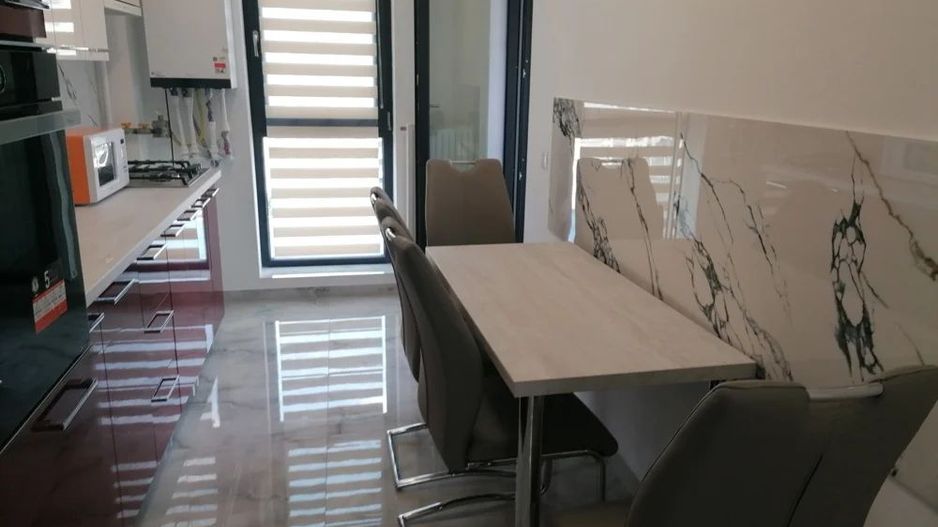 Inchiriere Apartament 2 camere Lux -loc de parcare - zona Lujerului - Poză 3