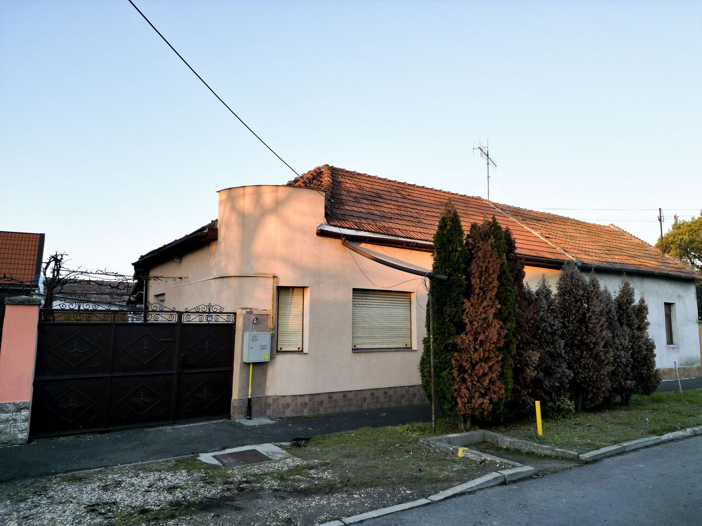 Casă cochetă de vânzare cu 3 camere în zona Gai - Poză 14