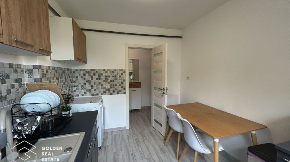 Apartament 2 camere, complet renovat, zona Centrala - Poză 5