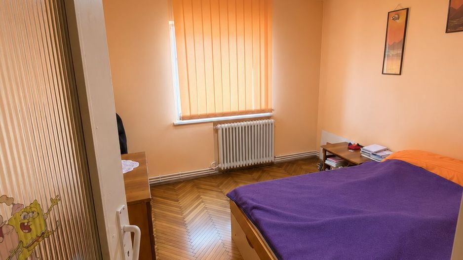 Apartament cu 4 camere de vanzare in zona Closca in Alba Iulia - Poză 2