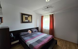 Apartament 2 Dormitoare, 2 Bai, Dumbravita, Curte interioara cu loc de joaca - Poză 3