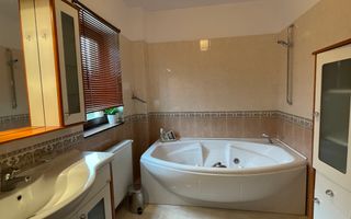 VILA CU 5 CAMERE LA INCHIRIERE LANGA BRITISH SCHOOL - Poză 8