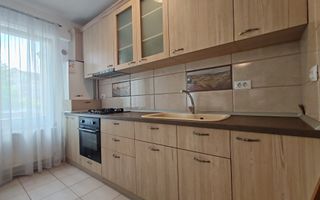 Piata Chirila- bloc nou- 2 camere - Poză 2