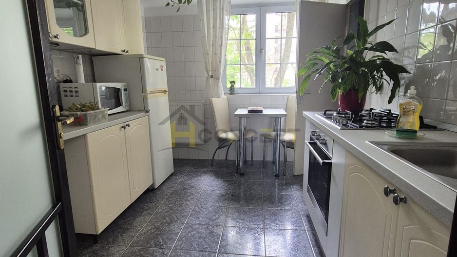 Inchiriere Apartament 3 camere disponibil imediat Bld Decebal - Poză 8