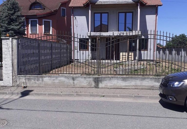 Vând casa semifinisata - Poză 2