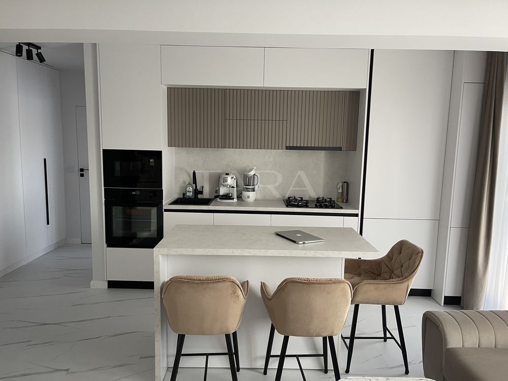 Apartament ultrafinisat cu 3 camere în Baciu - Poză 2