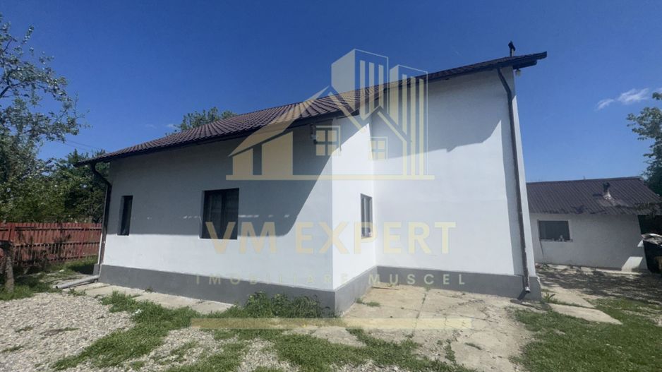 CASA DE VANZARE CU 4 CAMERE, APA SARATA, CAMPULUNG - Poză 14