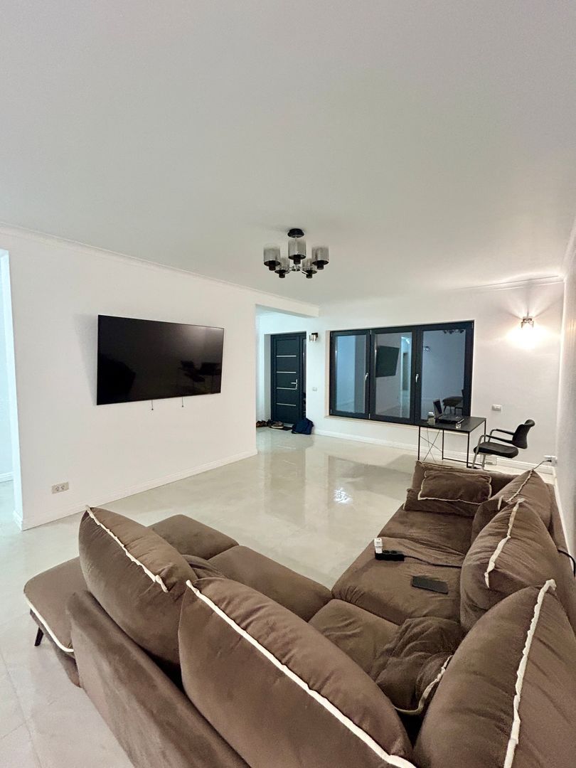 Casa 3 camere modernă Strada Gheorghe Doja - Poză 3
