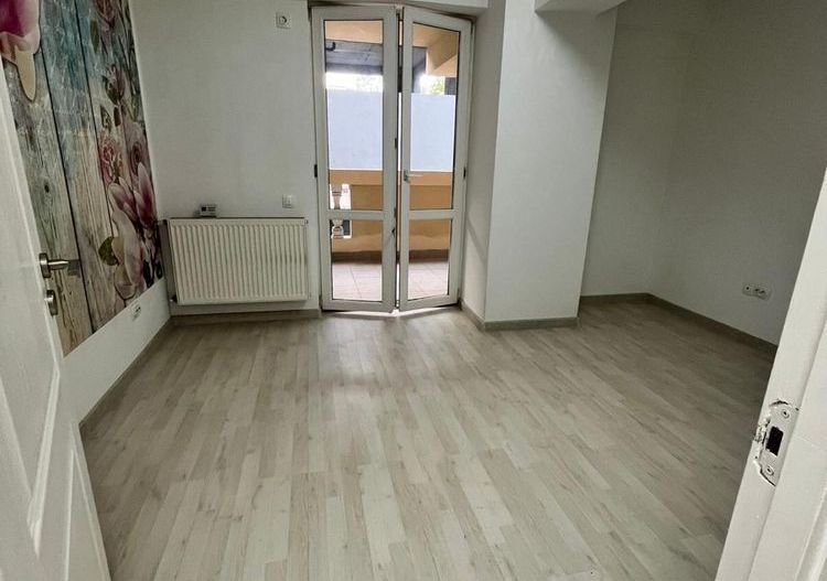 Apartament 3 camere zona Liviu Rebreanu - Titan - Poză 2