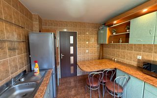 Apartament 3 camere semidecomandat Brazda lui Novac - Poză 6