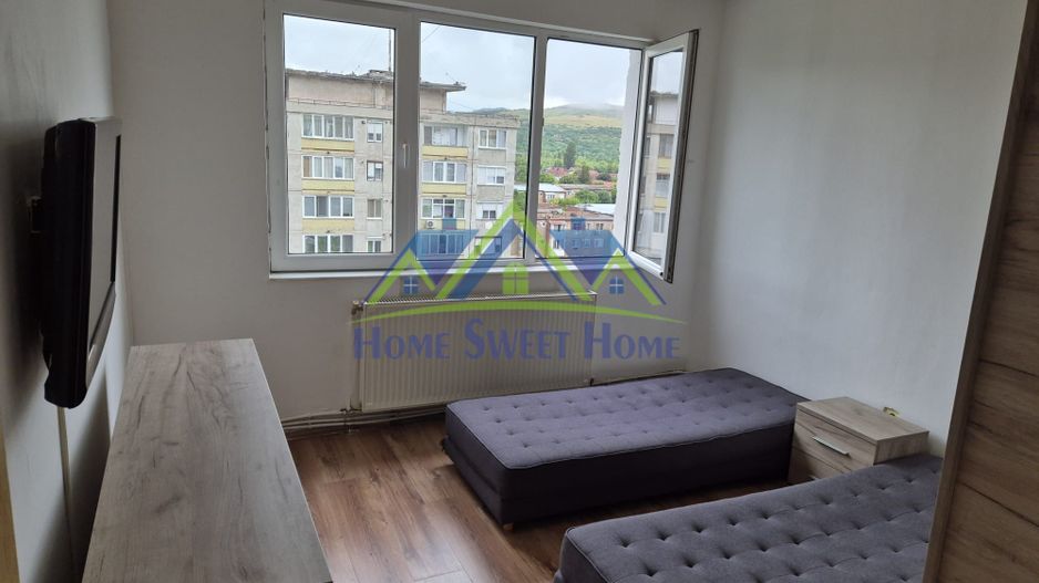 📍Apartament cu 2 camere, semidec, 46mp, balcon, et.9., CM1, acoperis! - Poză 5