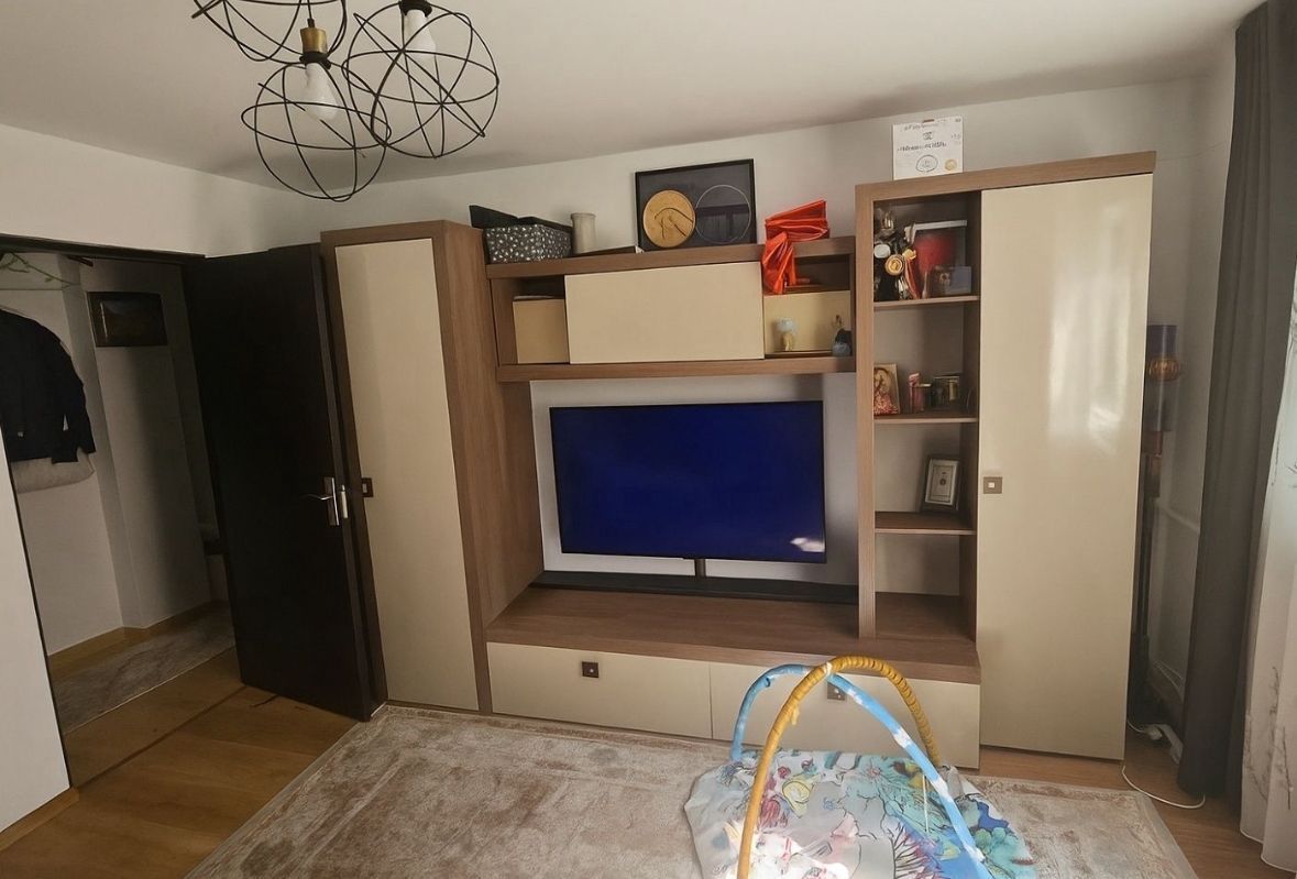 AP. 3 CAMERE CHIBRIT, MOBILAT, CENTRALA, METROU 5 MIN, COMISION 0% - Poză 3