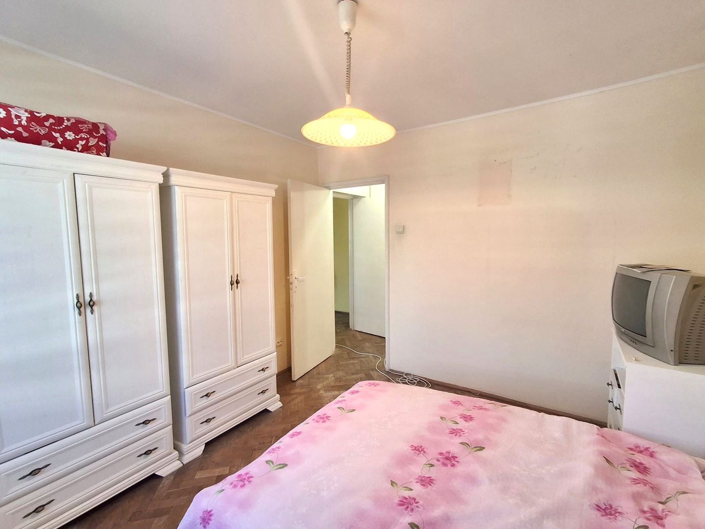 De Vanzare Apartament 2 Camere Pajura - Poză 5