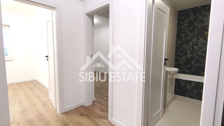 Apartament nou 3 camere, 2 bai Sibiu - Poză 2