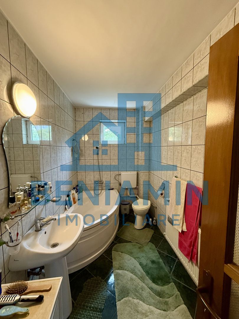 Casa spatioasa - D+P+1+M - 226mp - Bibescu - 1Mai - Poză 11