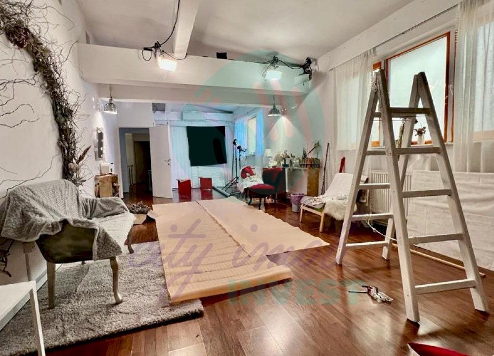 IMOBIL RENOVAT CU CURTE PROPRIE- ROND COSBUC - Poză 6