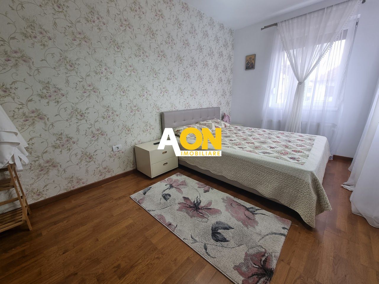 Apartament 2 Camere, Bloc Nou, Zona Centru - Poză 8