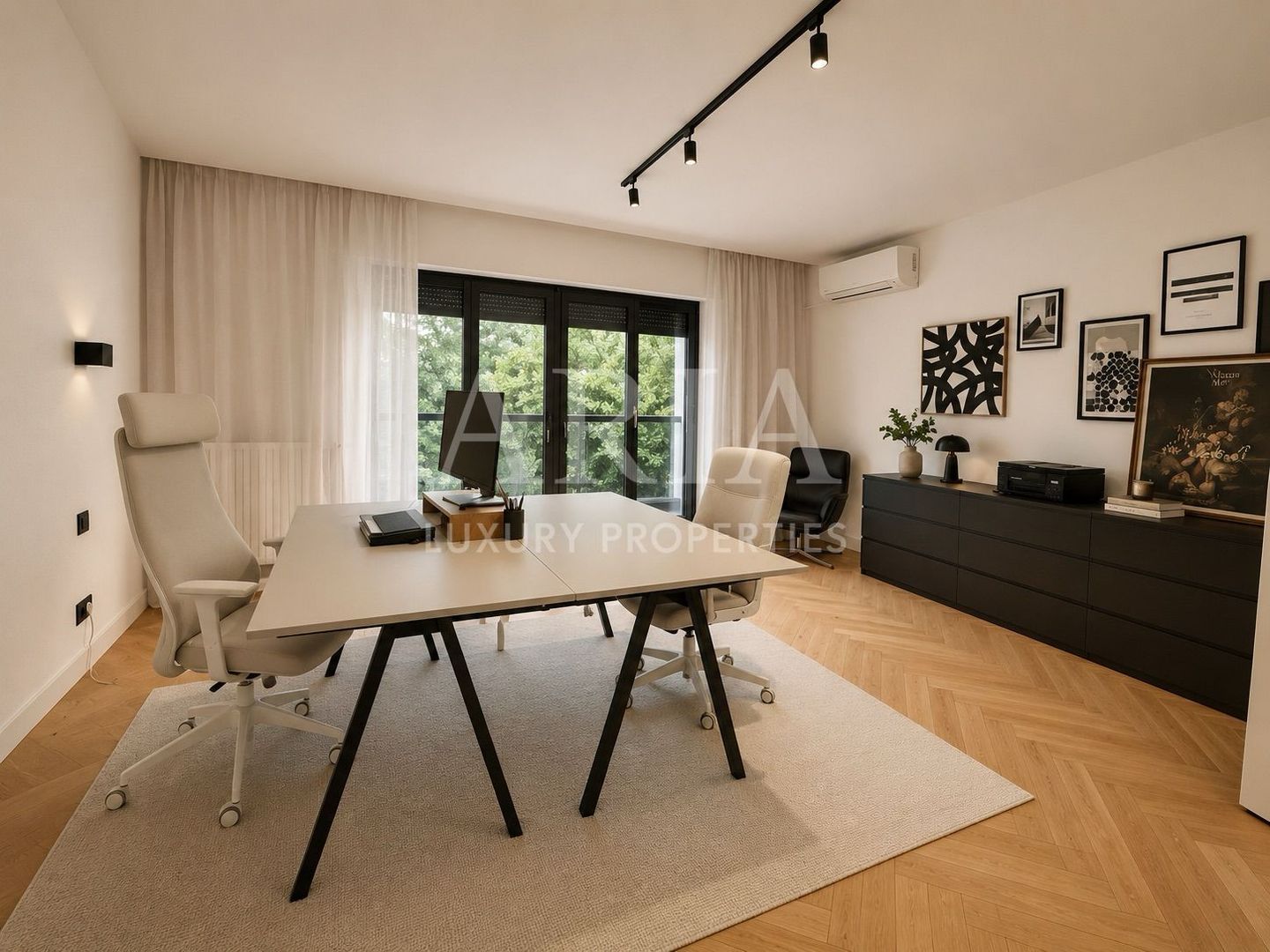 ELEGANT TOWNHOUSE | PRIVATE GARDEN | PANORAMIC TERRACES | - Poză 10