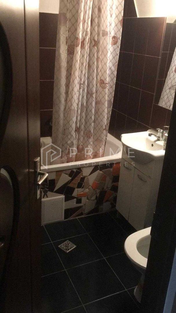 Apartament in Sangeorgiu de Mures, 35 mp-An constructie 2011 - Poză 6