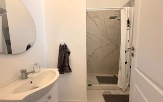 Apartament cu 3 camere si balcon, in Centru, langa Tribunal! - Poză 11