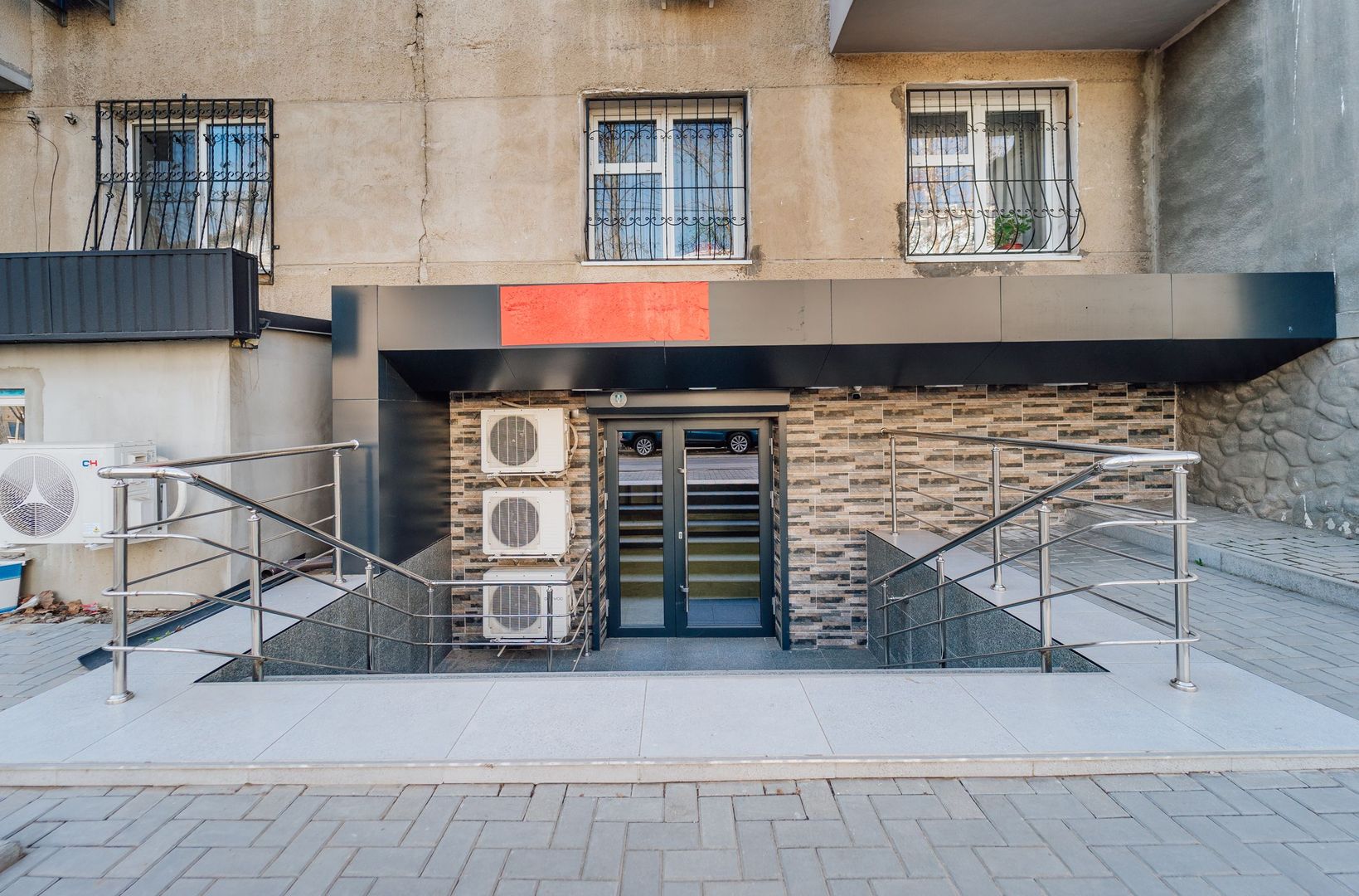 Vânzare I Spațiu Comercial I 140 m2 I Buiucani I Prima Linie - Poză 1