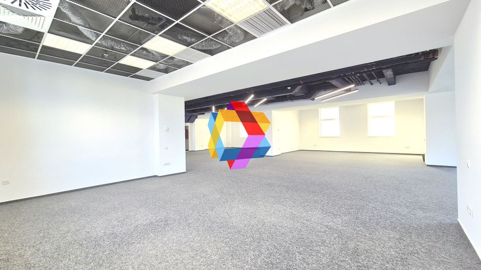 Spatiu de birouri ultramodern Brașov - 367 mp + Teresa 240 mp - Poză 6