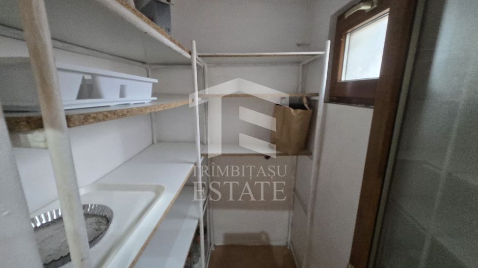 CENTRU- Casa ideala pentru birouri | studio | cabinet | gaz | curte - Poză 20