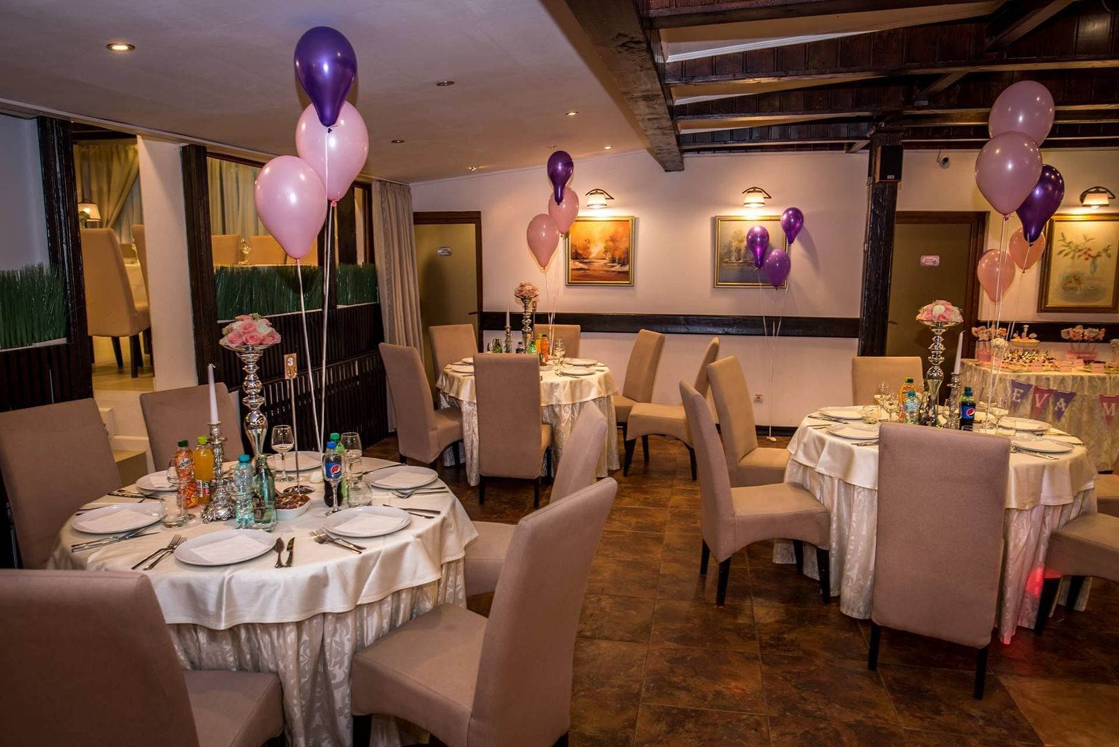 Restaurant de prestigiu cu 30 ani de traditie Parcul Carol - Poză 3