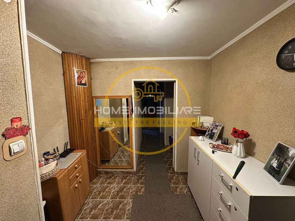 Apartament 3 Camere Decomandat Nicolina-Frumaosa - Poză 3