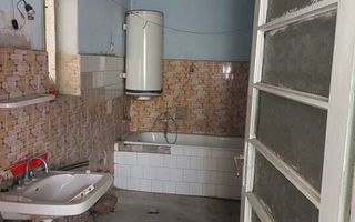 CASĂ IABLANIȚA,JUD. CARAȘ-SEVERIN - Poză 6