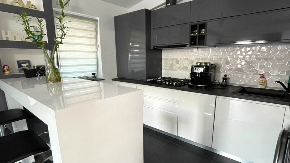 Apartament modern- 2 camere- terasa 45 mp - Poză 17