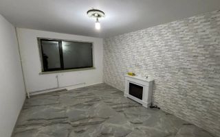 De inchiriat apartament cu 3 camere NEMOBILAT, Brancoveanu sector4 - Poză 1