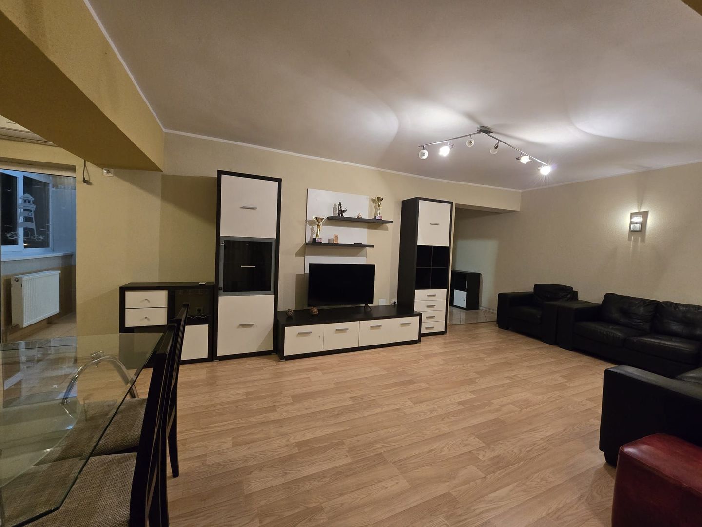 De inchiriat apartament cu 3 camere, Ultimul Leu, 600 Euro - Poză 6