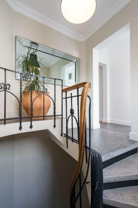 Apartament 5 Camera cu intrare proprie și curte, ideal pentru birou - Poză 16