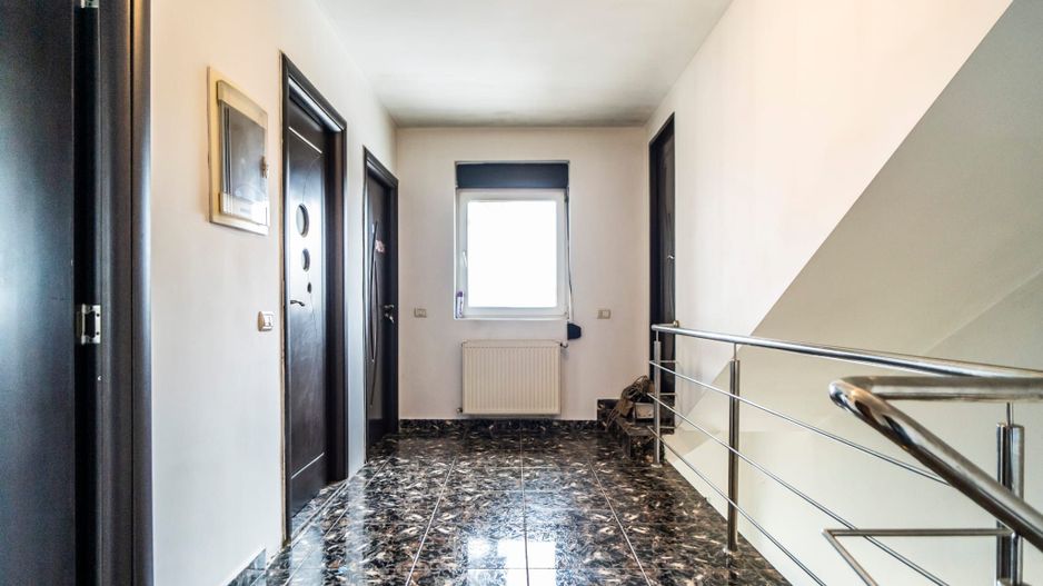 Ciorogarla, casa 5 camere, duplex, teren 434 mp, statie STB la 300 m - Poză 8