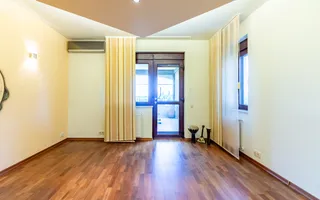 Vila premium de vanzare Balotesti/ piscina/ ponton/ deschidere la lac - Poză 18
