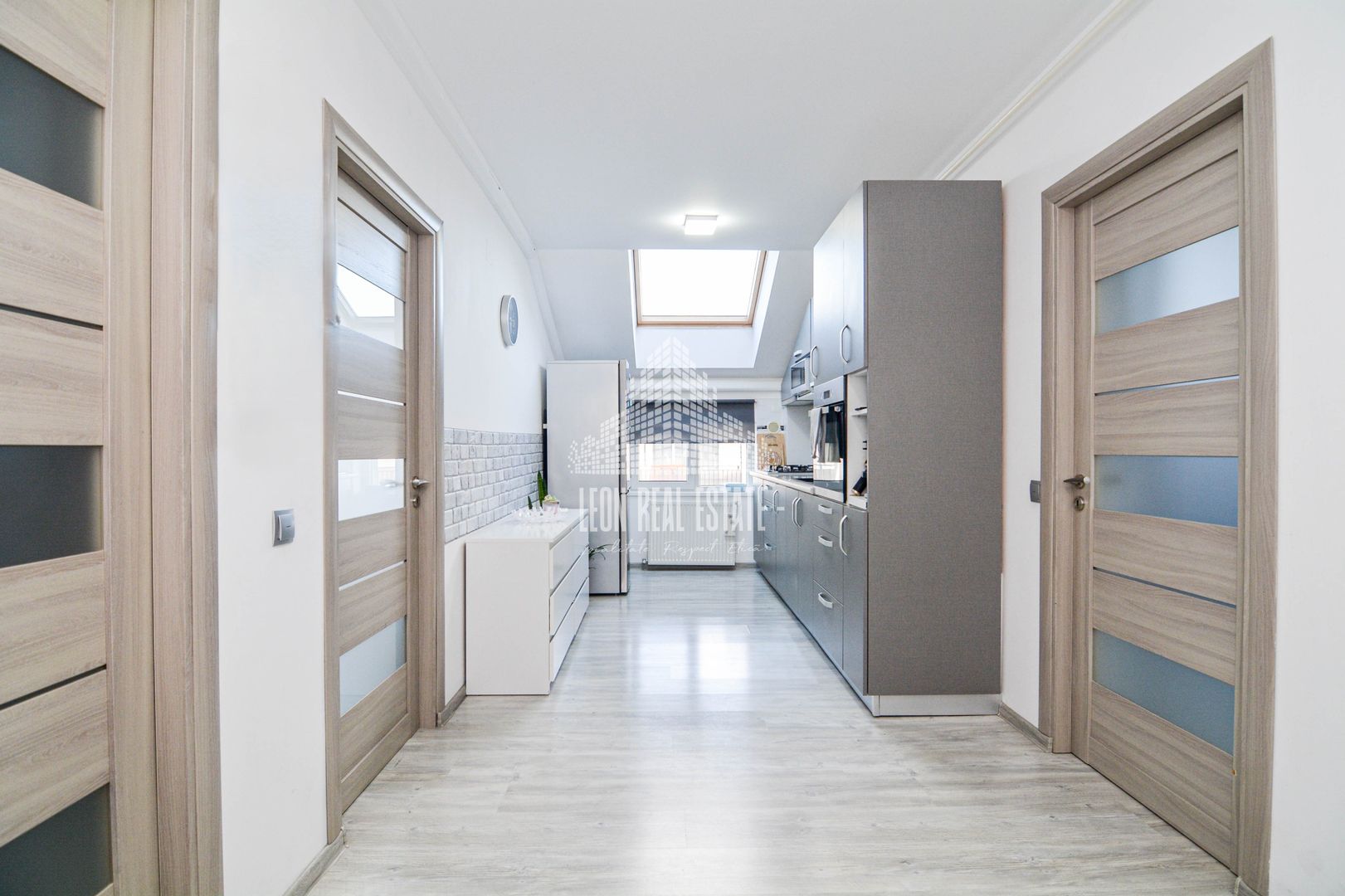 Apartament 2 camere Decomandate cu loc de parcare, Floresti - Florilor - Poză 9