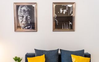 Apartament renovat in cladire istorica - Poză 12