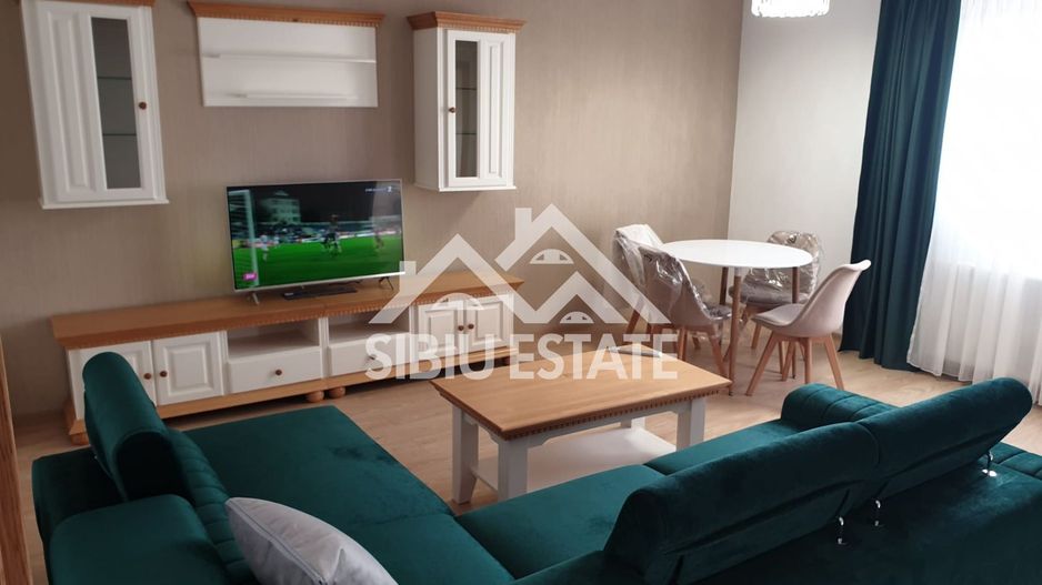 Apartament modern de inchiriat 3 camere, curte, garaj  Zona Sub Arini - Poză 19
