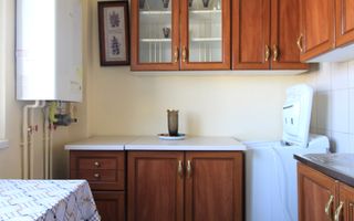 Zona Complex, centrala proprie, o camera - Poză 10