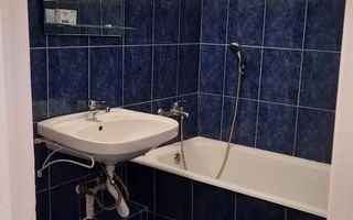 VANZARE GARSONIERA COMPLET UTILATA I LIBERA I ZONA BULEVARDUL GHENCEA - Poză 6