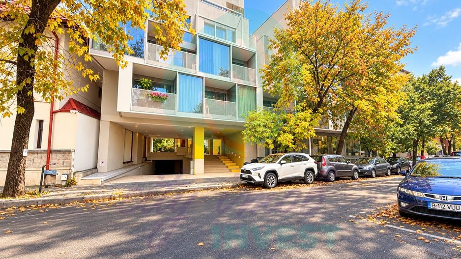 2 camere cu design industrial – un refugiu urban cu vedere spre gradina - Poză 1