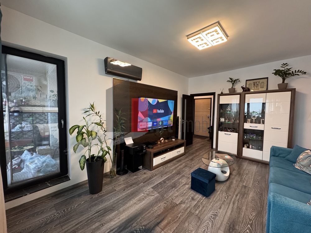 Inchiriez apartamet de 2 camere Politehnica, metrou, - Poză 1