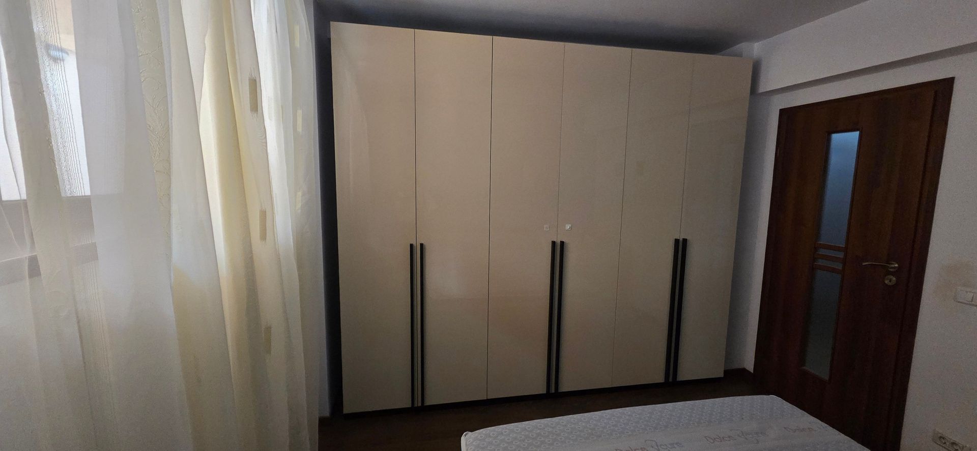 Apartament 3 camere Bucureștii Noi I Laminorului - Poză 8