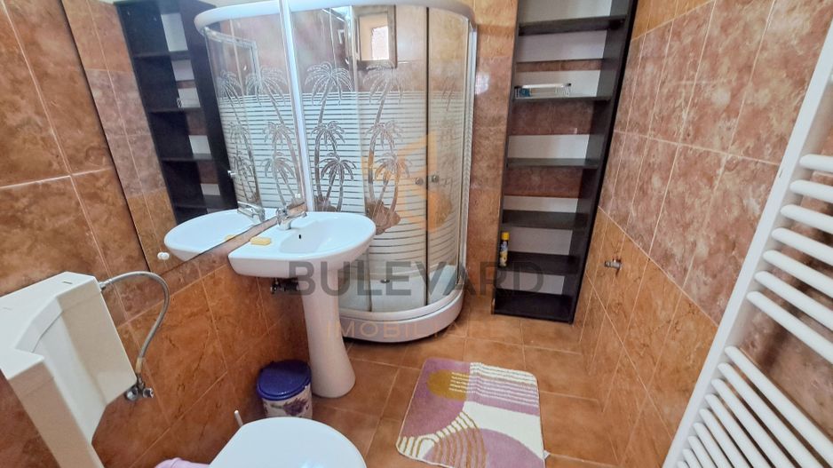 Casa 3 dormitoare, curte 60mp, parcare, langa UMF! - Poză 16