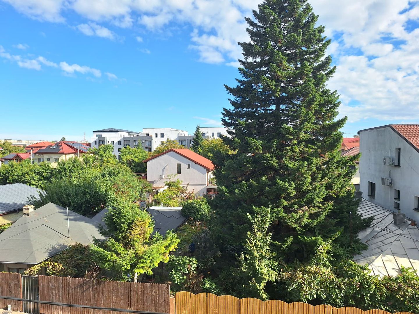 Apartament cu 2 camere de vânzare în zona Aparatorii Patriei - Poză 10